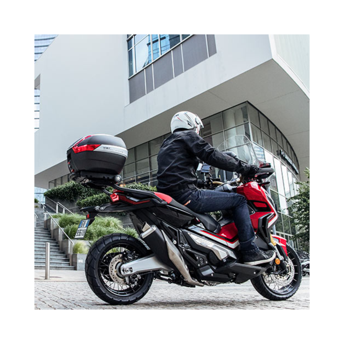 V47NN MONOKEY GIVI